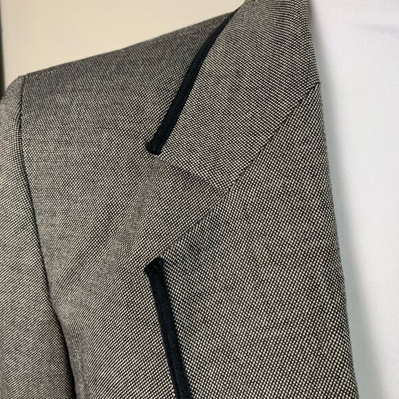 Kasper Size 10 Women's Blazer Jacket Gray with Black Trim Career Work - Picture 8 of 13